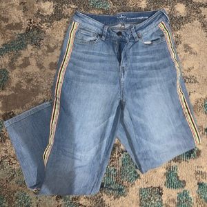 jeans with pattered siding